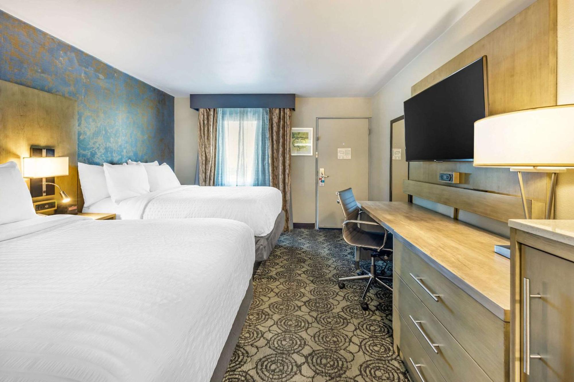 Clarion Inn Murfreesboro Buitenkant foto
